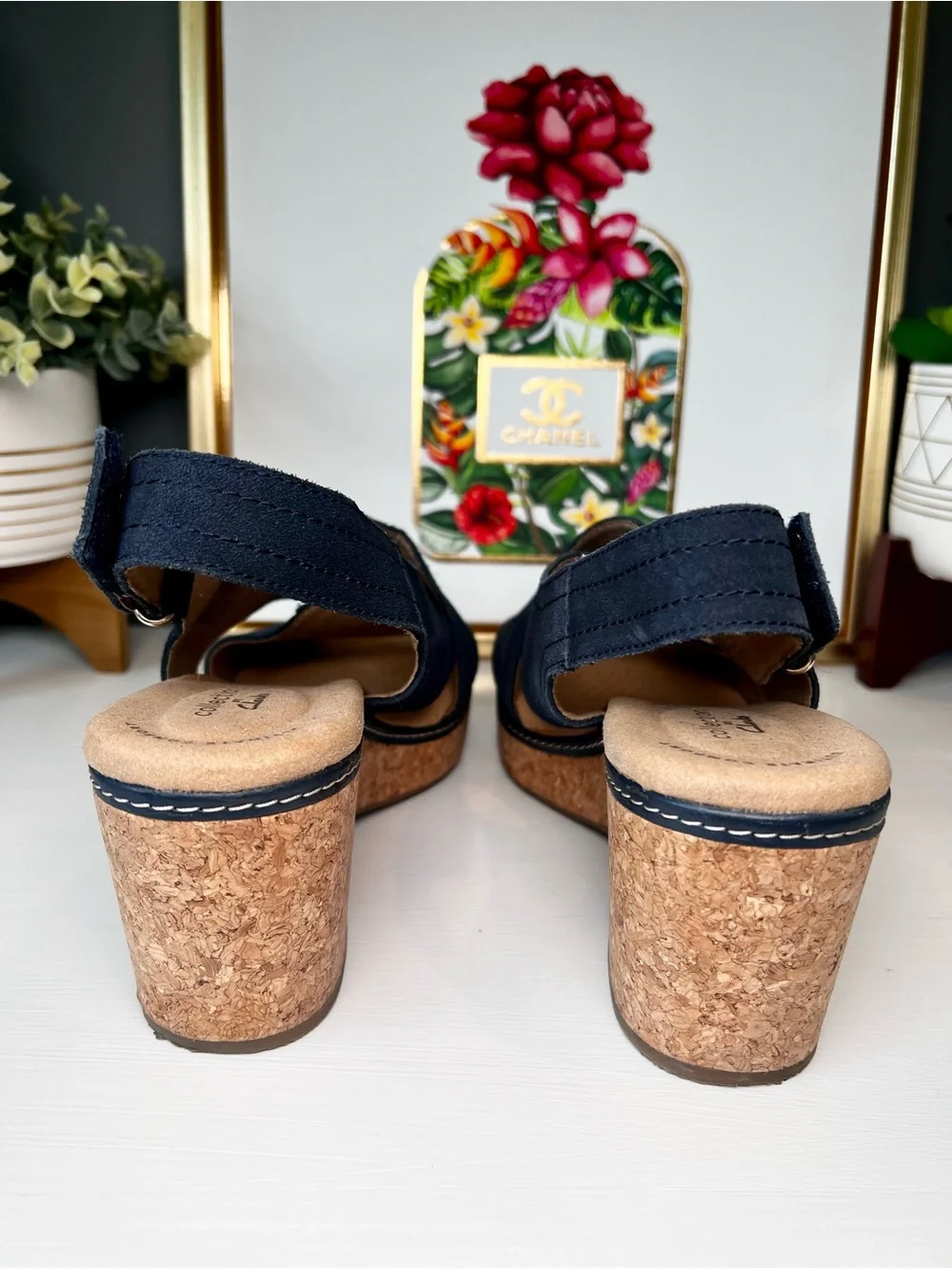 Clarks Giselle Cove Navy Suede Cork Wedge Sandals Ultimate Comfort Sz 9